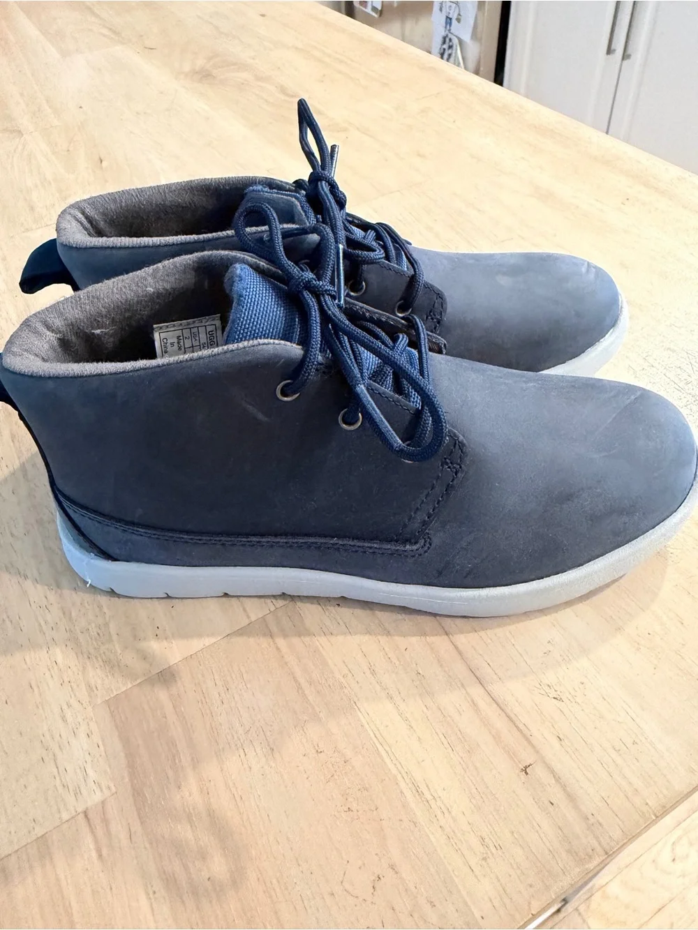 UGG Kids' Navy Mid-Top Canoe Waterproof Chukka Boots, Size 2